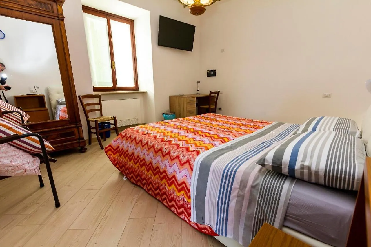 Bed & Breakfast La Colomba B&B Castellaro  Italy